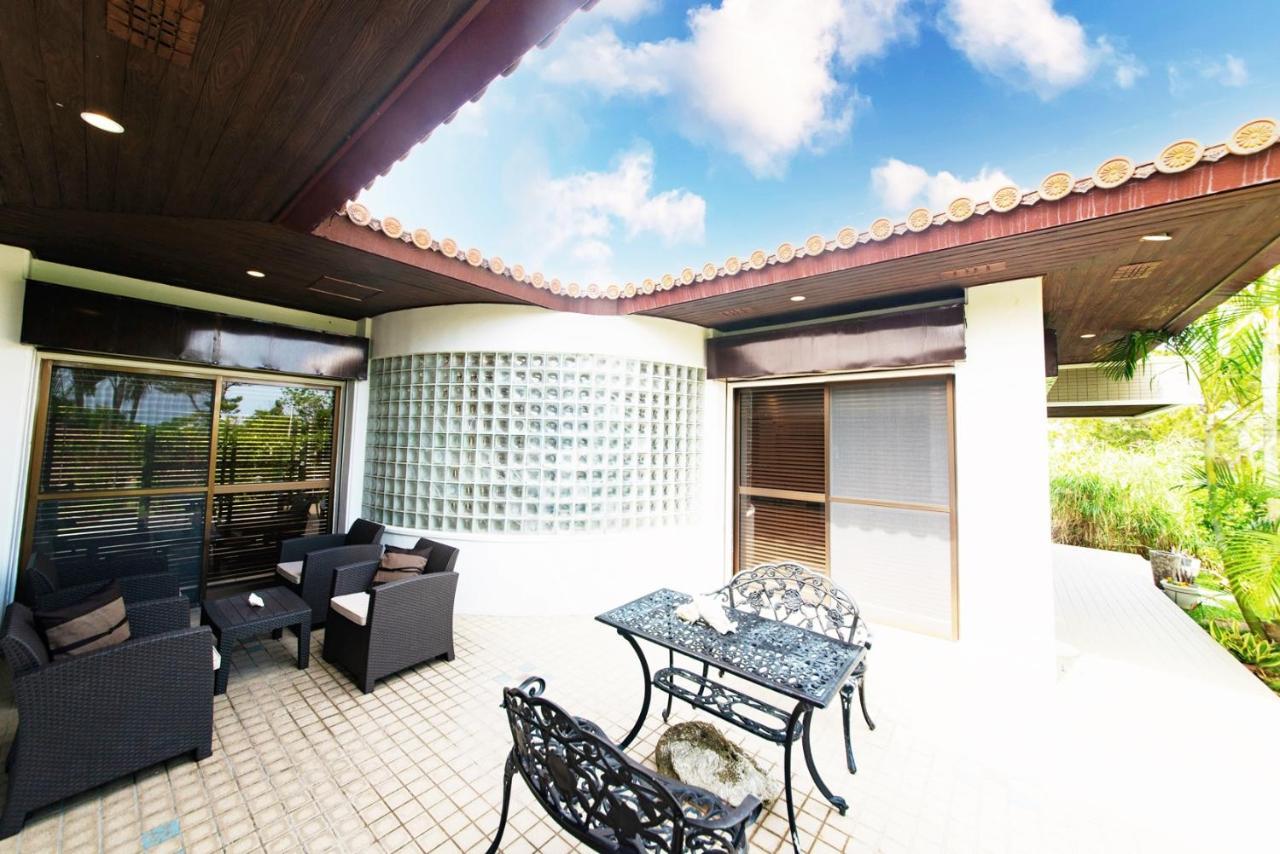 Palm Villa Ishigakijima Yugafu Ishigaki  Екстериор снимка